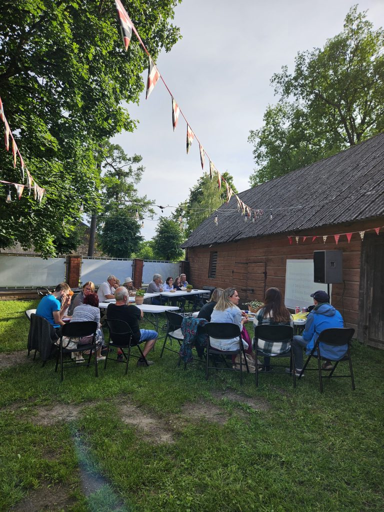 The Quiz game “Meet you neighbour”  and the Youth Day andengages locals in Rūjiena, Latvia